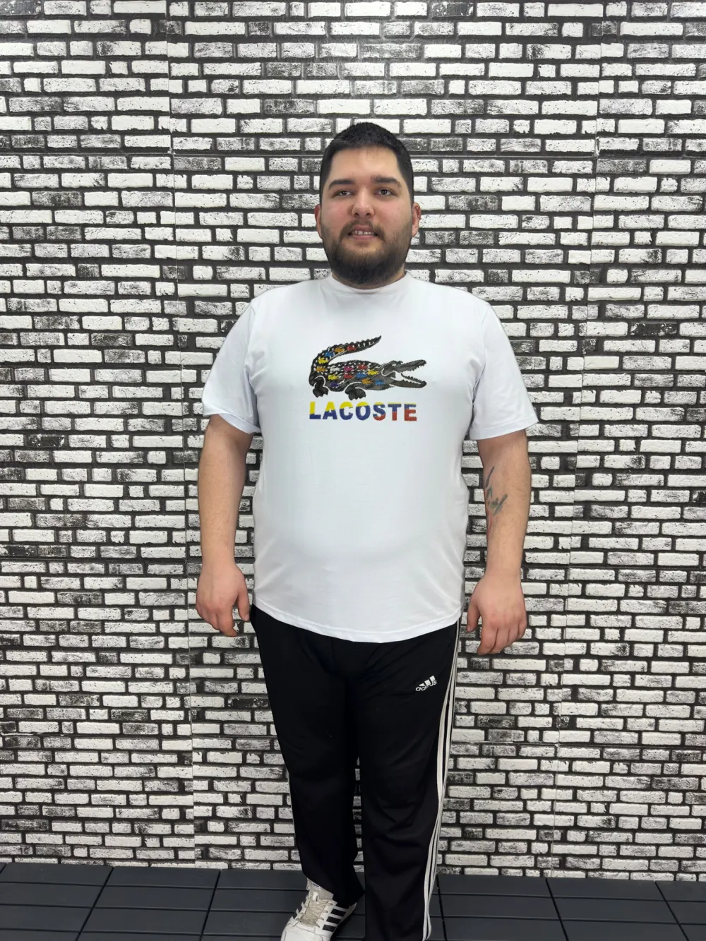 Büyük Beden Erkek Yeni Sezon Kabartma Baskı Tişört Siyah ve Beyaz Renk