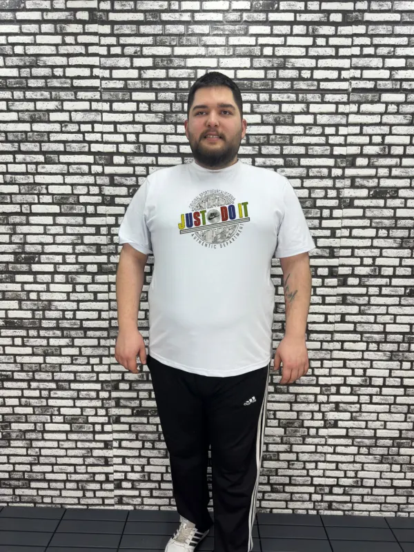 Büyük Beden Erkek Yeni Sezon Kabartma Baskı Tişört Siyah ve Beyaz Renk