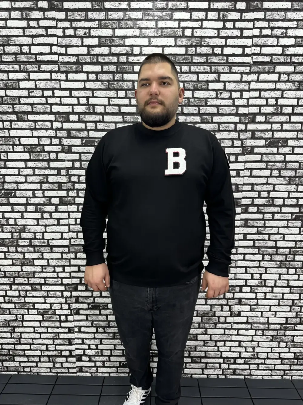 Büyük Beden Erkek Yeni Sezon Sweat Beyaz Kırmızı Siyah Lacivert Renk Dikiş Amblem