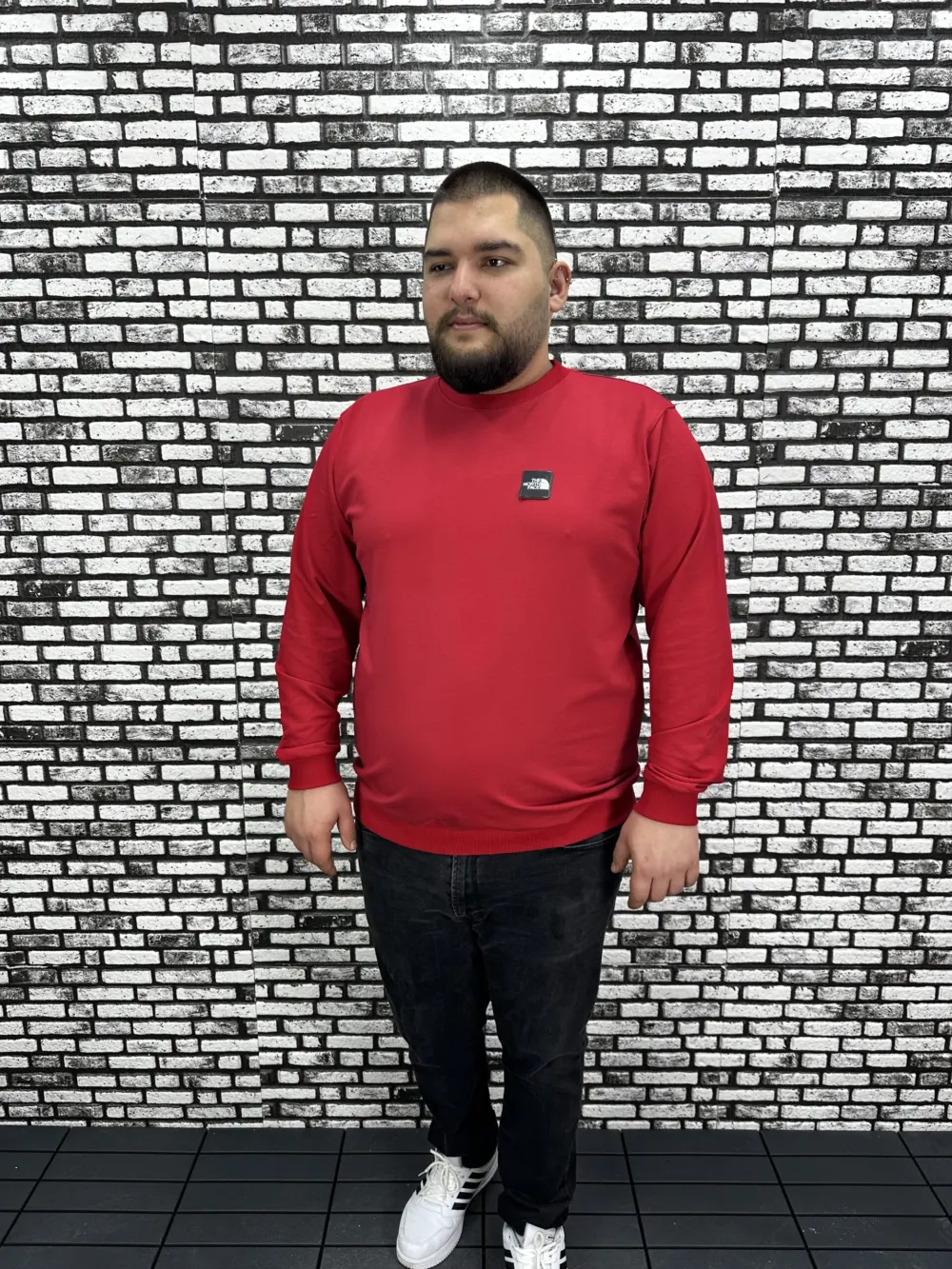 Büyük Beden Erkek Yeni Sezon Sweat Beyaz Kırmızı Siyah Lacivert Renk Dikiş Amblem