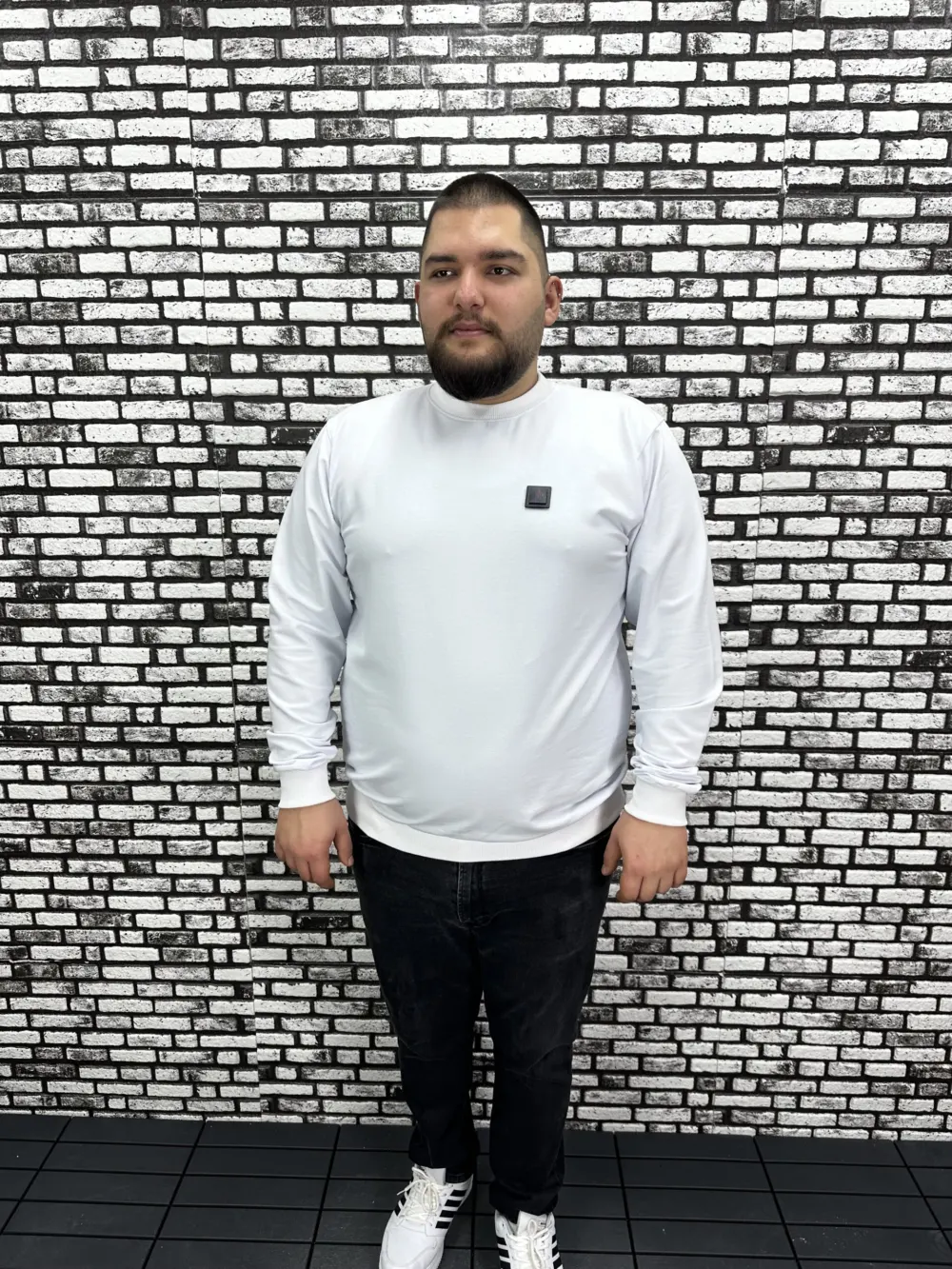 Büyük Beden Erkek Yeni Sezon Sweat Beyaz Kırmızı Siyah Lacivert Renk Dikiş Amblem