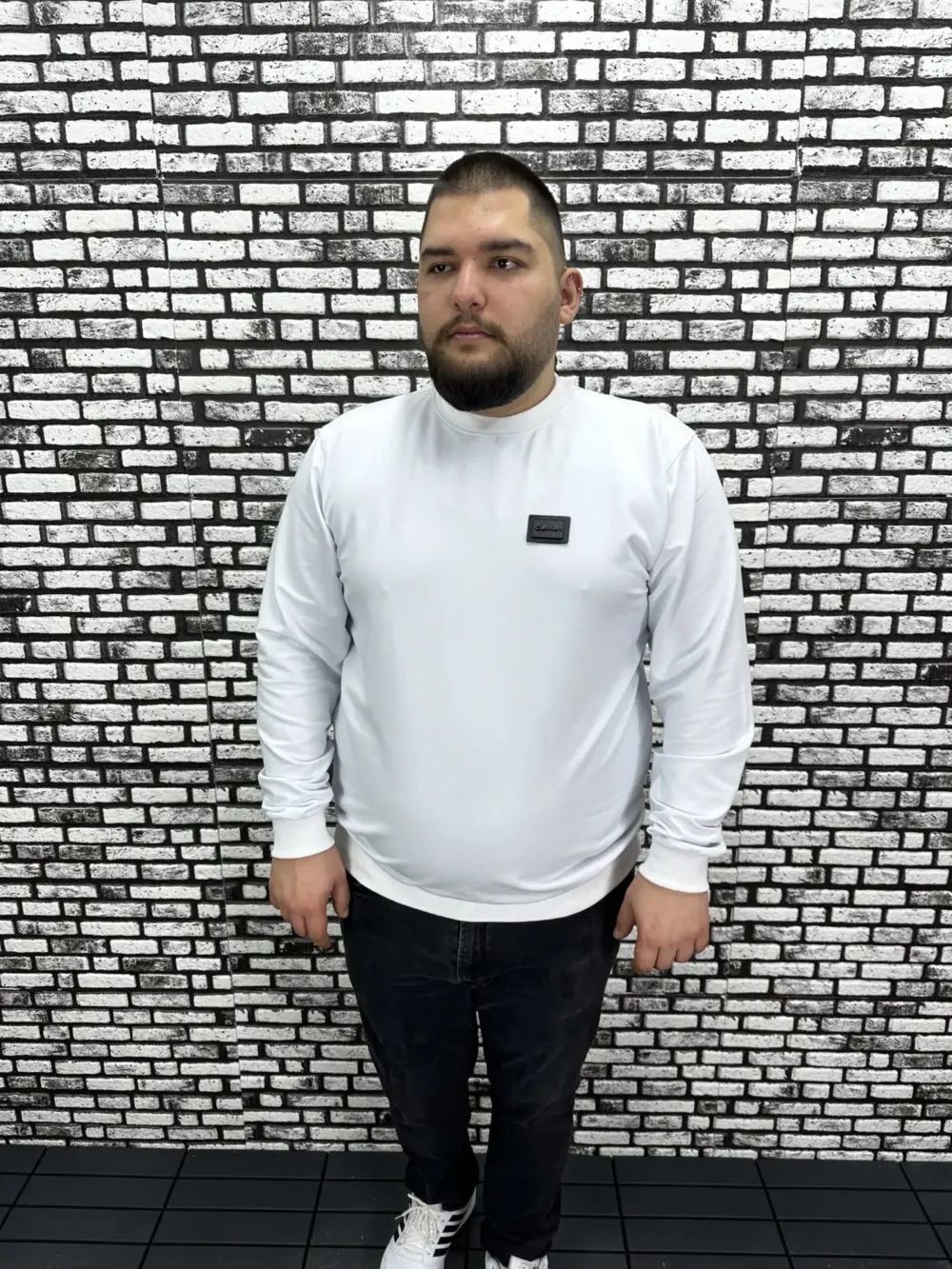 Büyük Beden Erkek Yeni Sezon Sweat Beyaz Kırmızı Siyah Lacivert Renk Dikiş Amblem