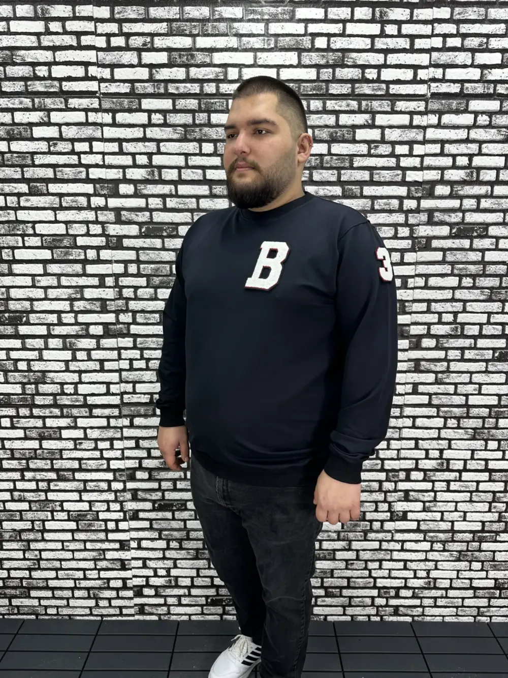 Büyük Beden Erkek Yeni Sezon Sweat Beyaz Kırmızı Siyah Lacivert Renk Dikiş Amblem