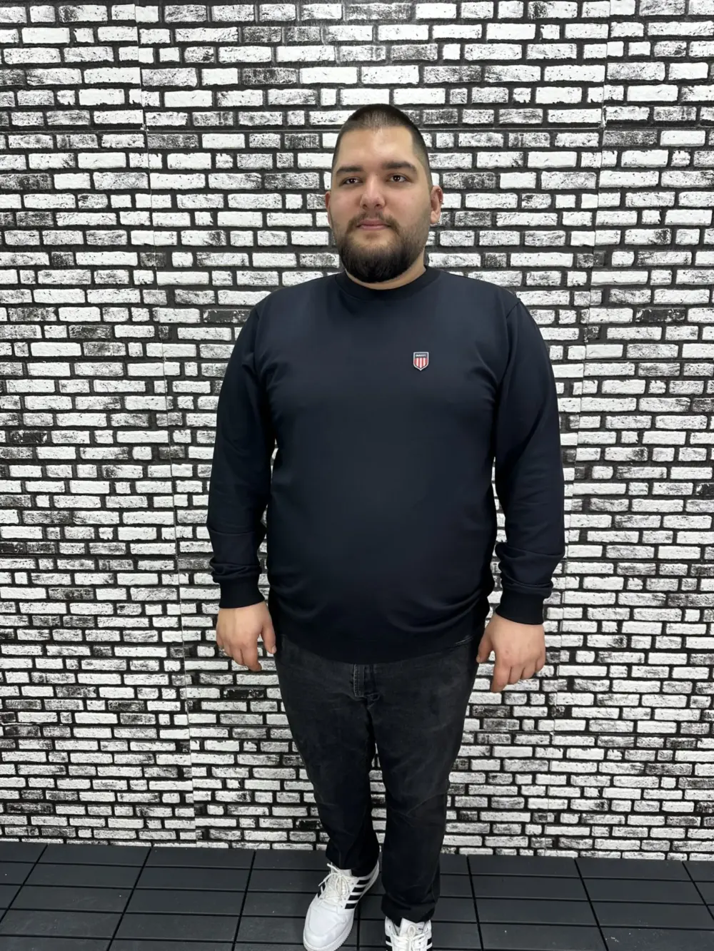 Büyük Beden Erkek Yeni Sezon Sweat Beyaz Kırmızı Siyah Lacivert Renk Dikiş Amblem