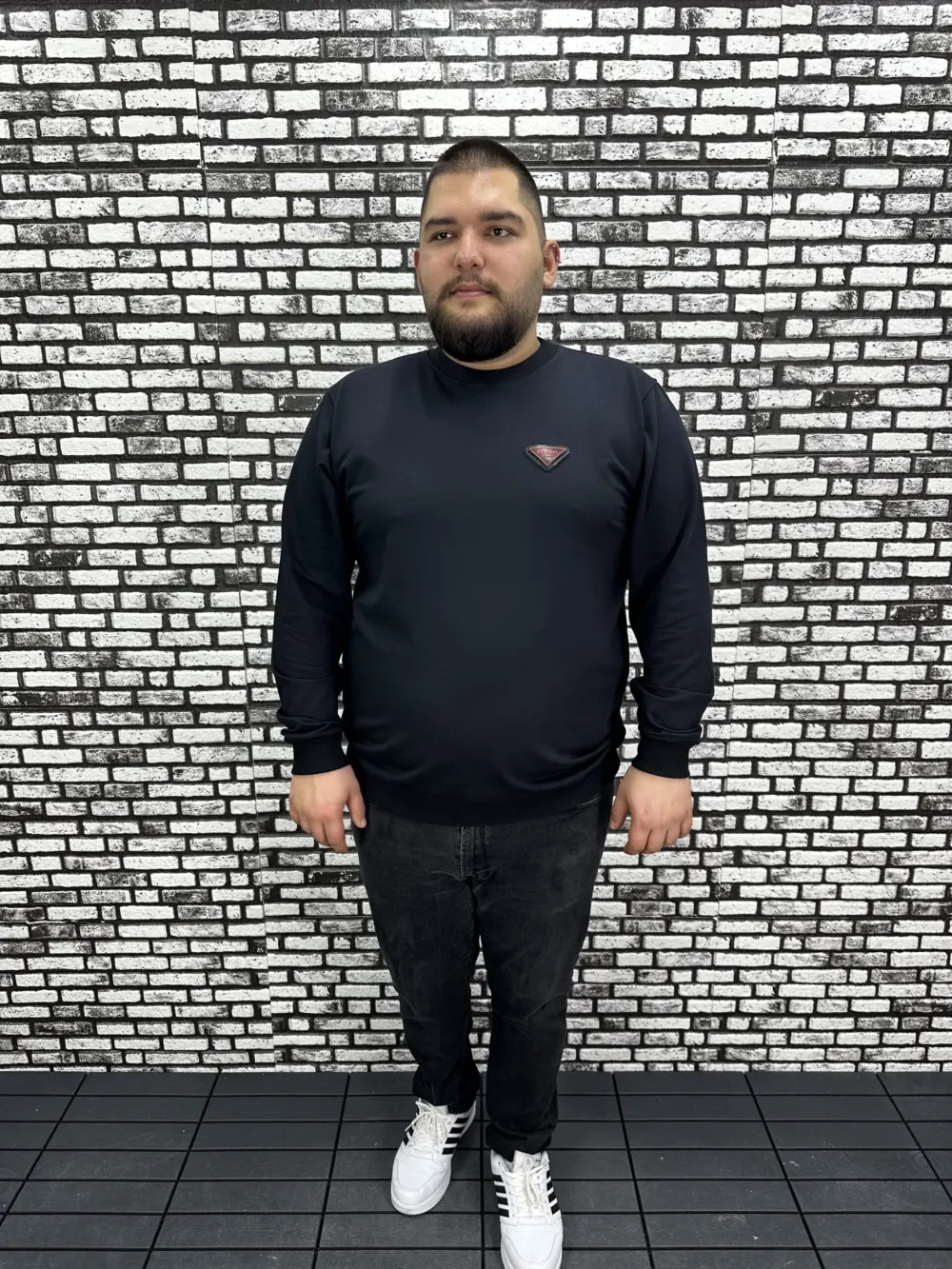 Büyük Beden Erkek Yeni Sezon Sweat Beyaz Kırmızı Siyah Lacivert Renk Dikiş Amblem