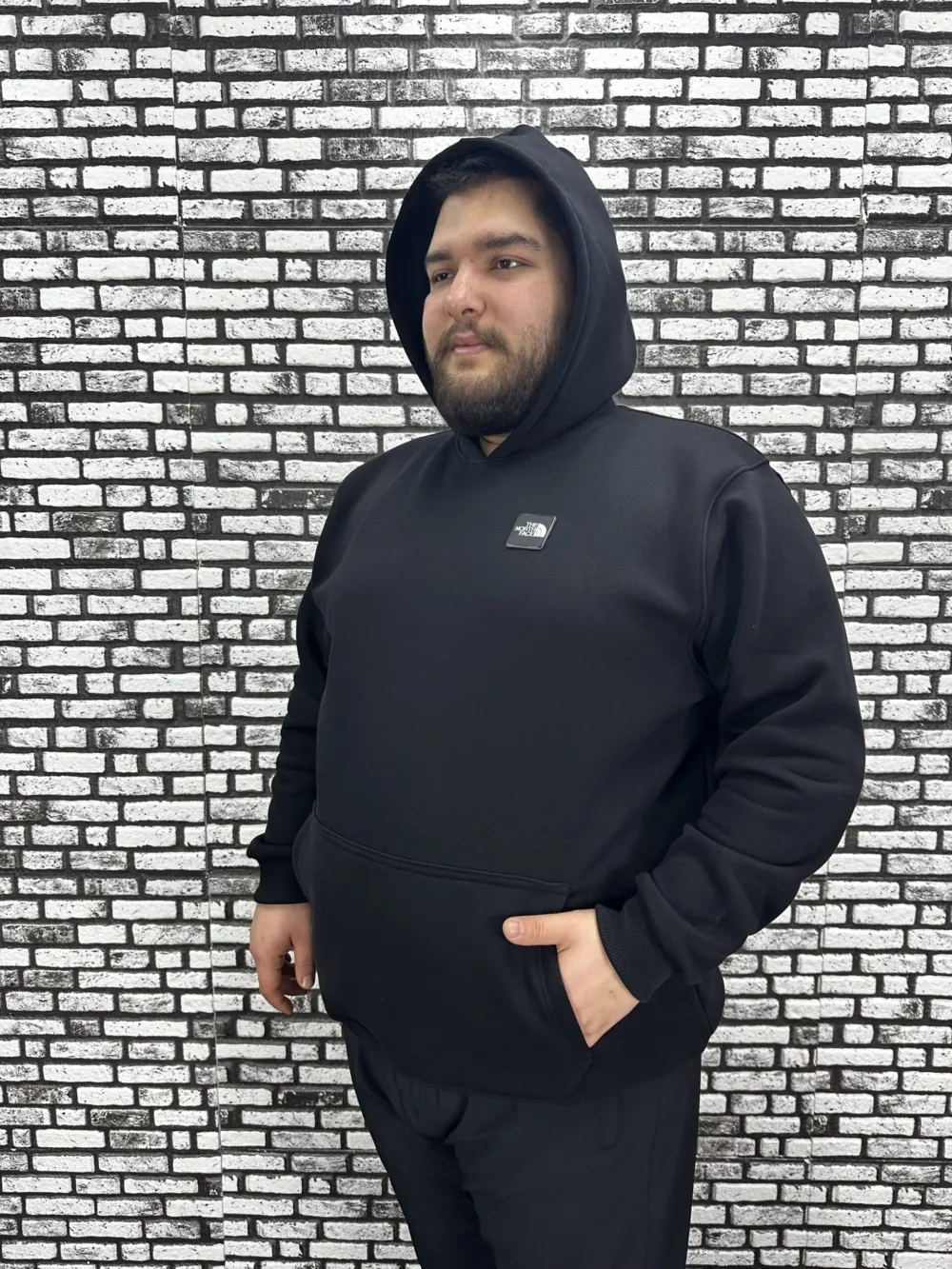 Büyük Beden Erkek 3 İplik Şardonlu Kapüşonlu Kanguru Cepli Dikiş Amblem Sweat 5 Renk