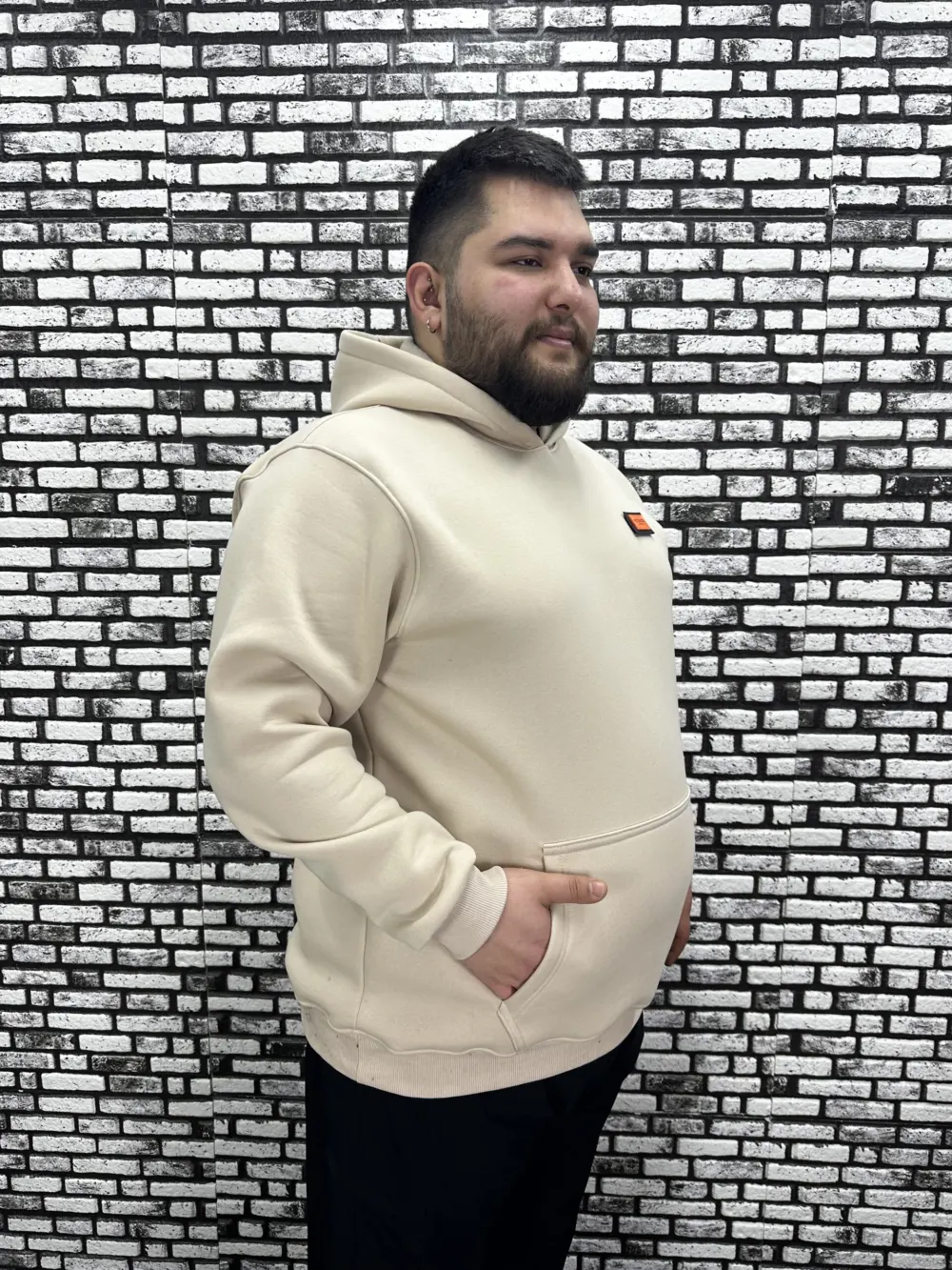 Büyük Beden Erkek 3 İplik Şardonlu Kapüşonlu Kanguru Cepli Dikiş Amblem Sweat 5 Renk