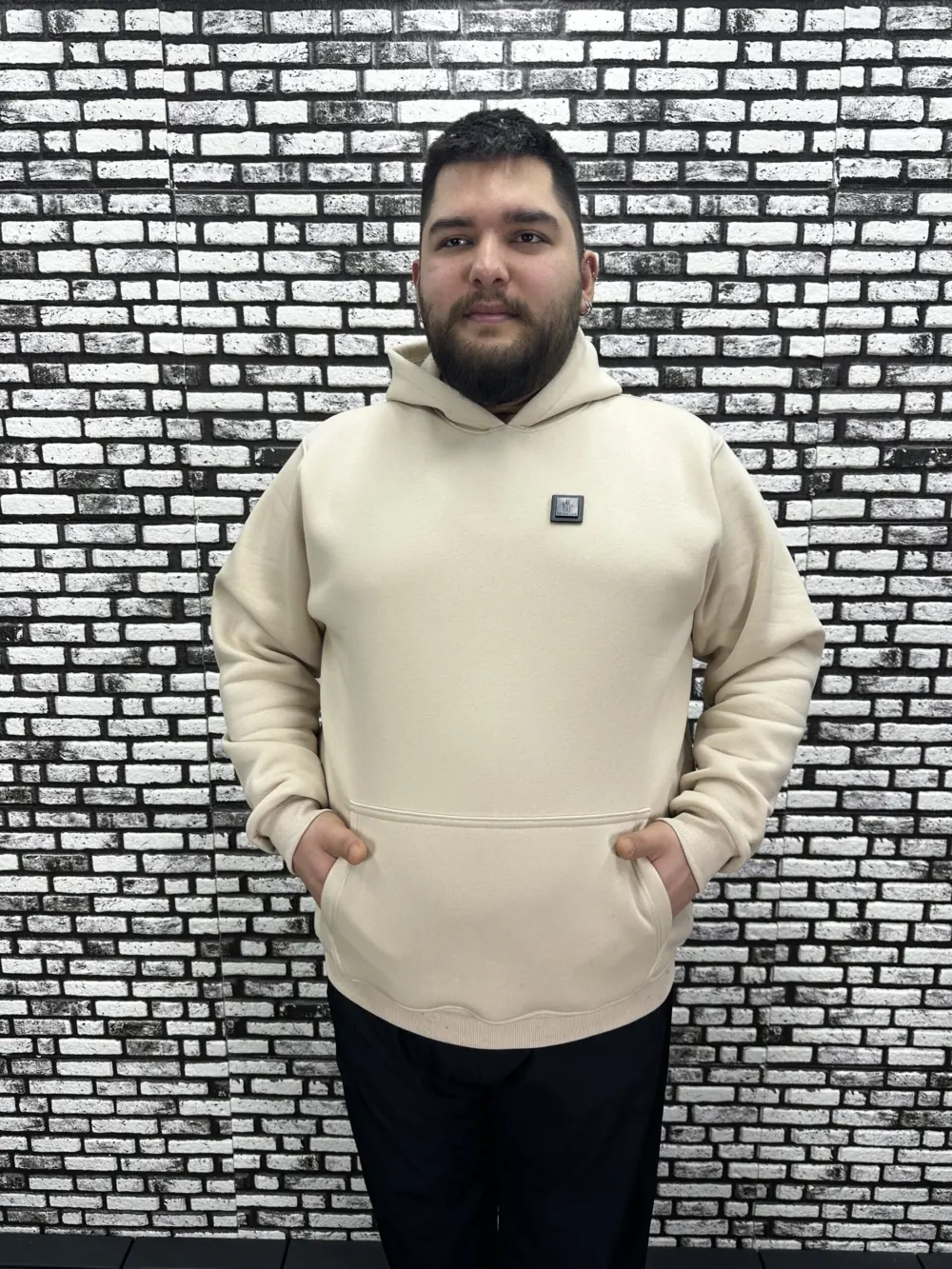 Büyük Beden Erkek 3 İplik Şardonlu Kapüşonlu Kanguru Cepli Dikiş Amblem Sweat 5 Renk