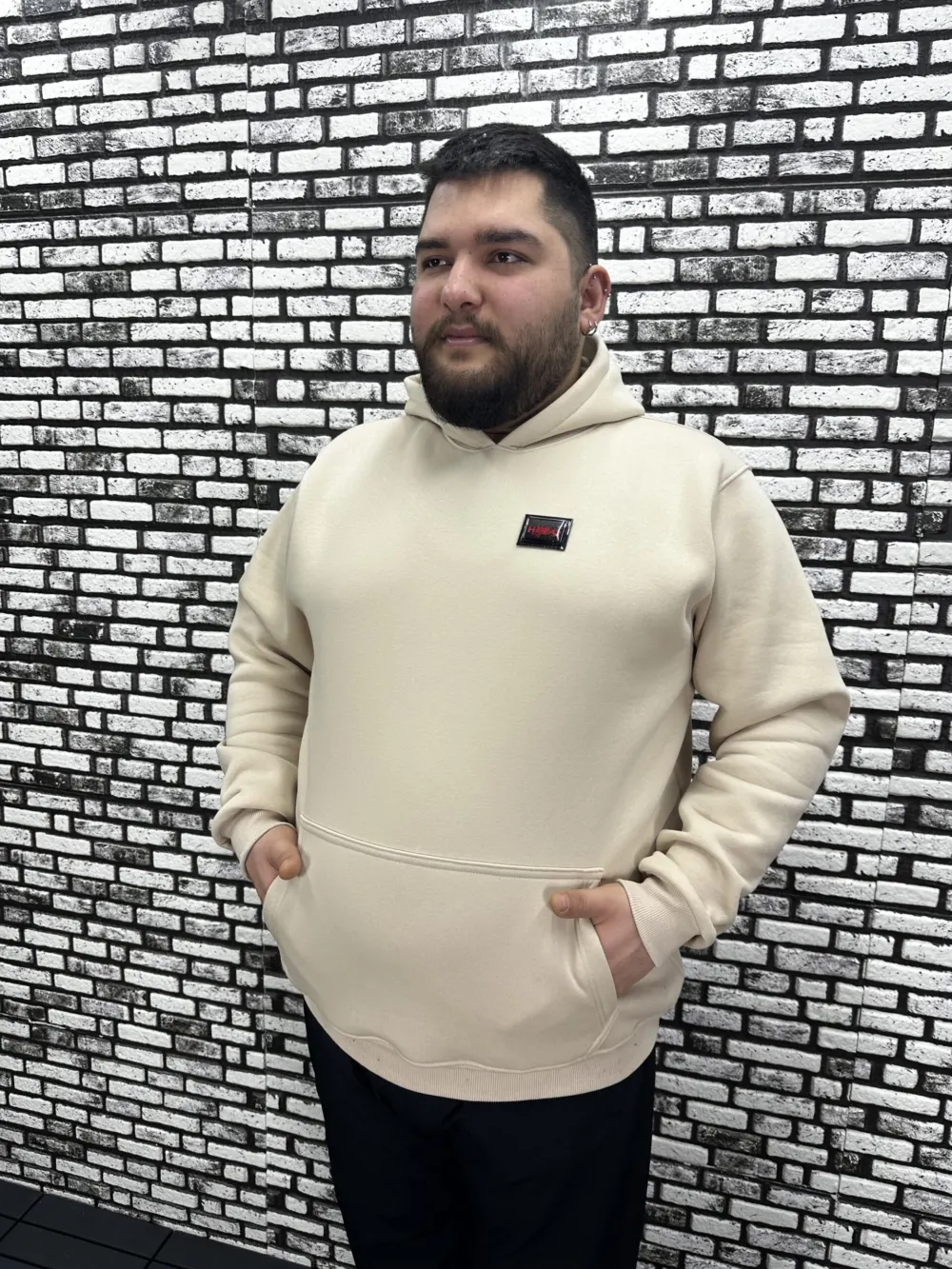 Büyük Beden Erkek 3 İplik Şardonlu Kapüşonlu Kanguru Cepli Dikiş Amblem Sweat 5 Renk