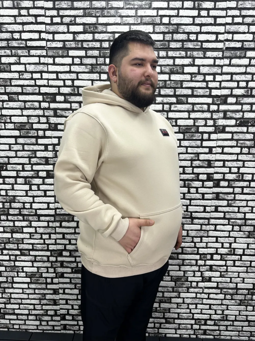 Büyük Beden Erkek 3 İplik Şardonlu Kapüşonlu Kanguru Cepli Dikiş Amblem Sweat 5 Renk