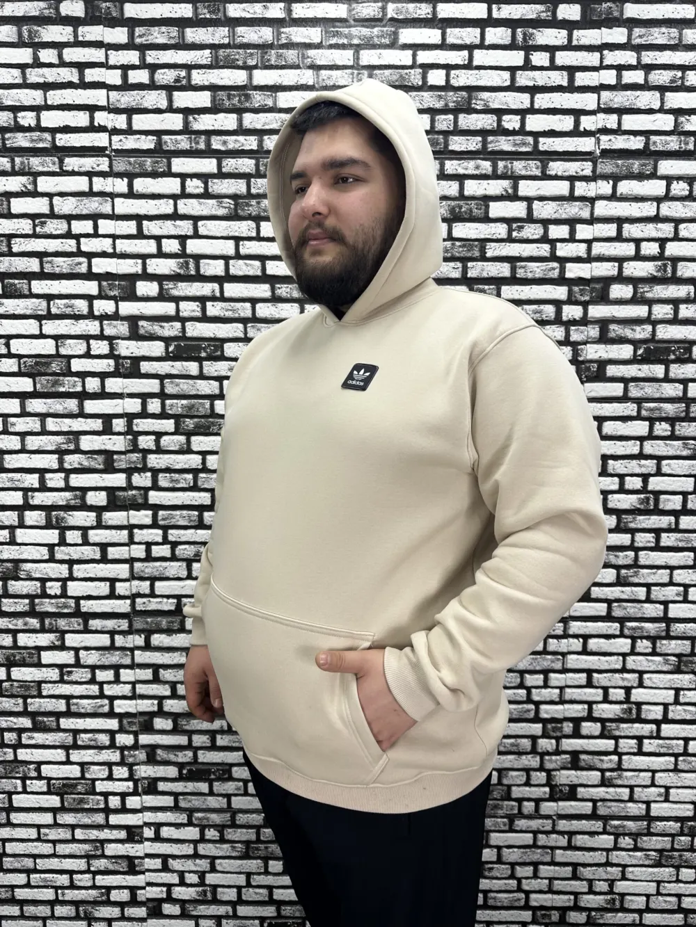 Büyük Beden Erkek 3 İplik Şardonlu Kapüşonlu Kanguru Cepli Dikiş Amblem Sweat 5 Renk