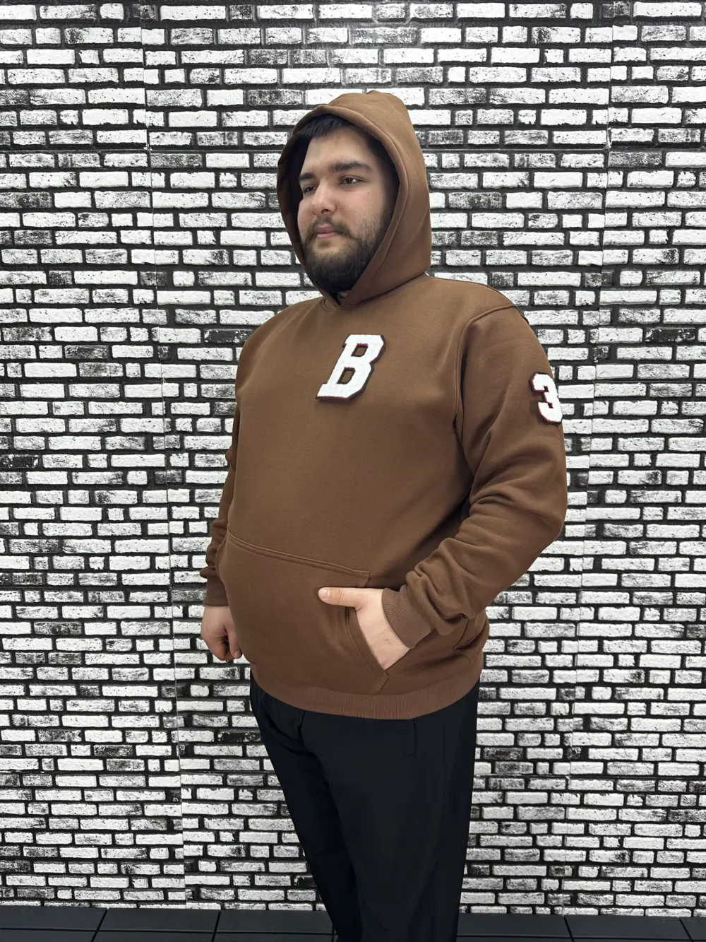 Büyük Beden Erkek 3 İplik Şardonlu Kapüşonlu Kanguru Cepli Dikiş Amblem Sweat 5 Renk