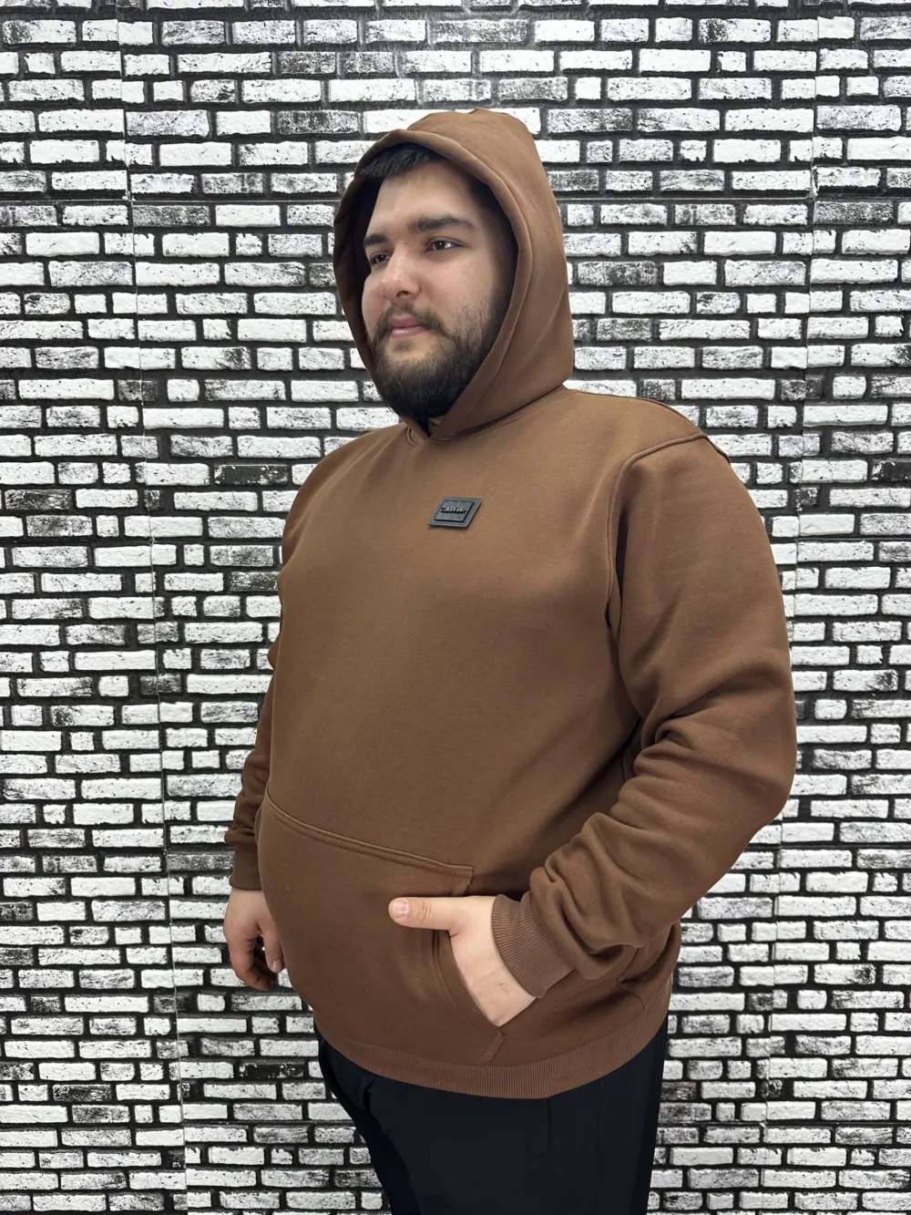 Büyük Beden Erkek 3 İplik Şardonlu Kapüşonlu Kanguru Cepli Dikiş Amblem Sweat 5 Renk