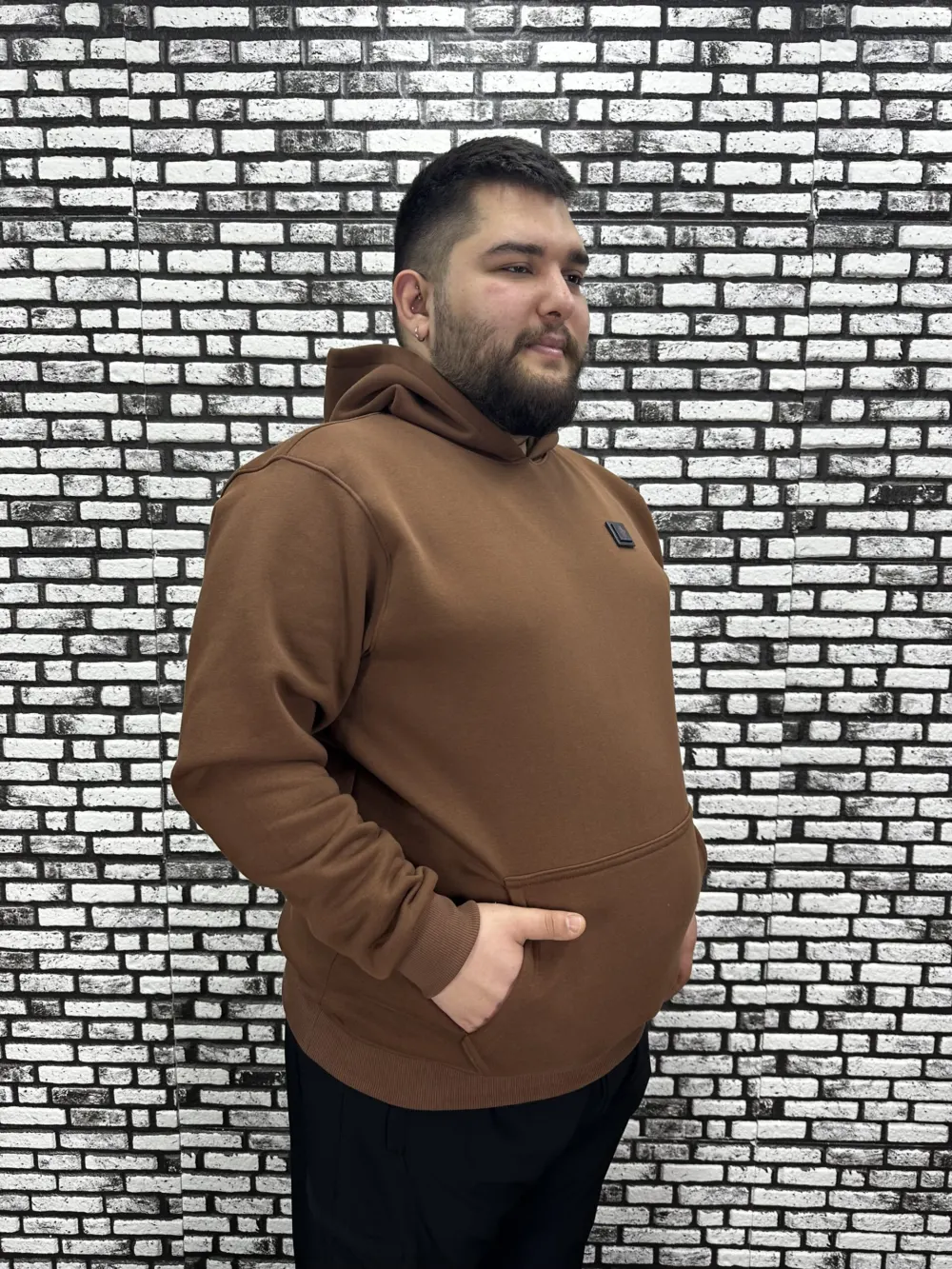 Büyük Beden Erkek 3 İplik Şardonlu Kapüşonlu Kanguru Cepli Dikiş Amblem Sweat 5 Renk