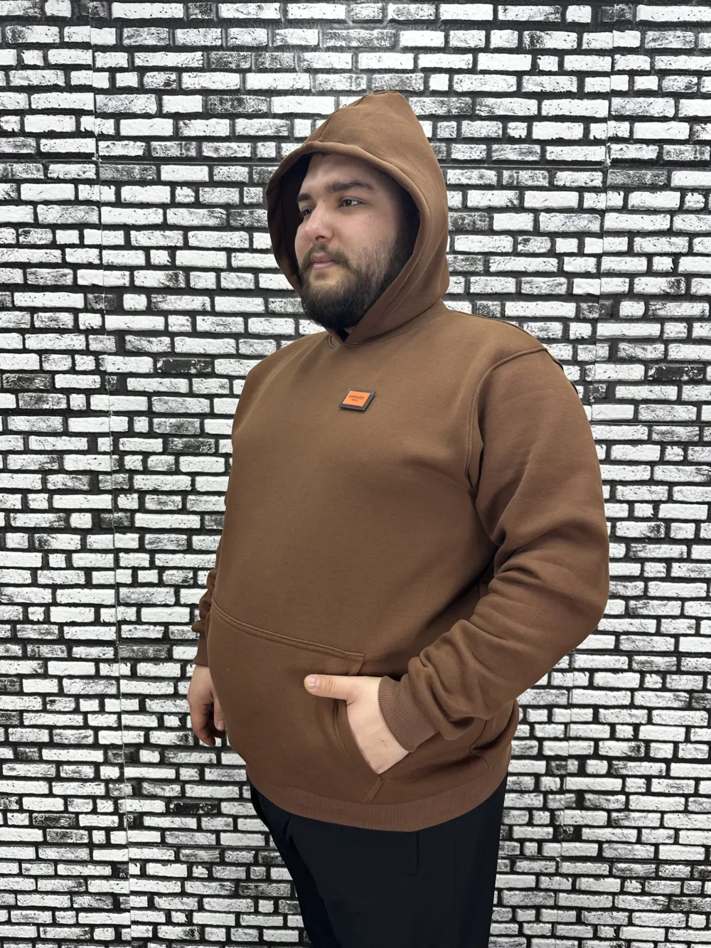 Büyük Beden Erkek 3 İplik Şardonlu Kapüşonlu Kanguru Cepli Dikiş Amblem Sweat 5 Renk