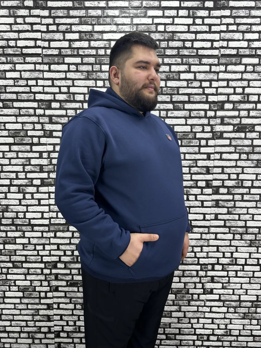Büyük Beden Erkek 3 İplik Şardonlu Kapüşonlu Kanguru Cepli Dikiş Amblem Sweat 5 Renk