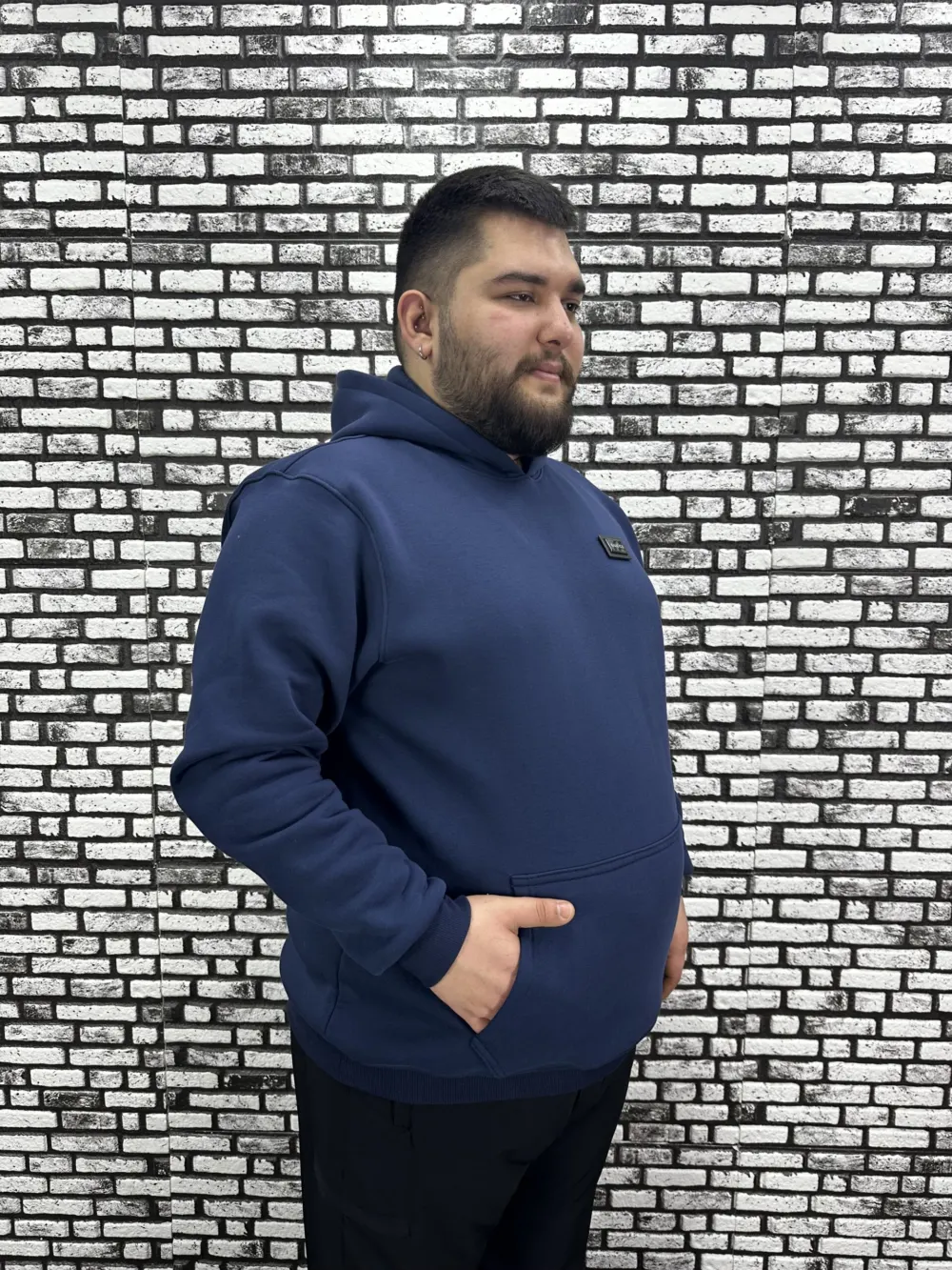 Büyük Beden Erkek 3 İplik Şardonlu Kapüşonlu Kanguru Cepli Dikiş Amblem Sweat 5 Renk