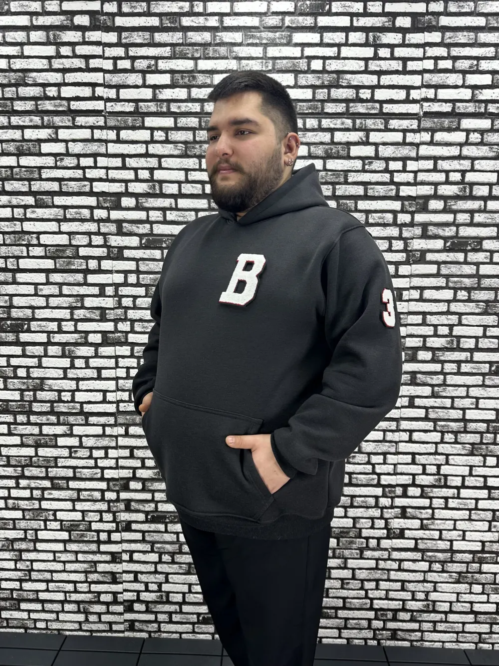 Büyük Beden Erkek 3 İplik Şardonlu Kapüşonlu Kanguru Cepli Dikiş Amblem Sweat 5 Renk