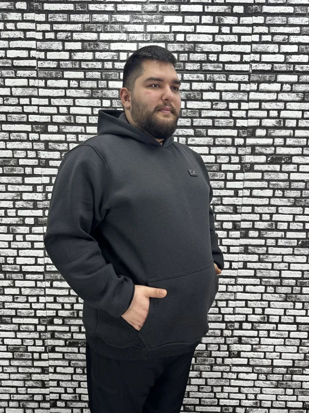 Büyük Beden Erkek 3 İplik Şardonlu Kapüşonlu Kanguru Cepli Dikiş Amblem Sweat 5 Renk