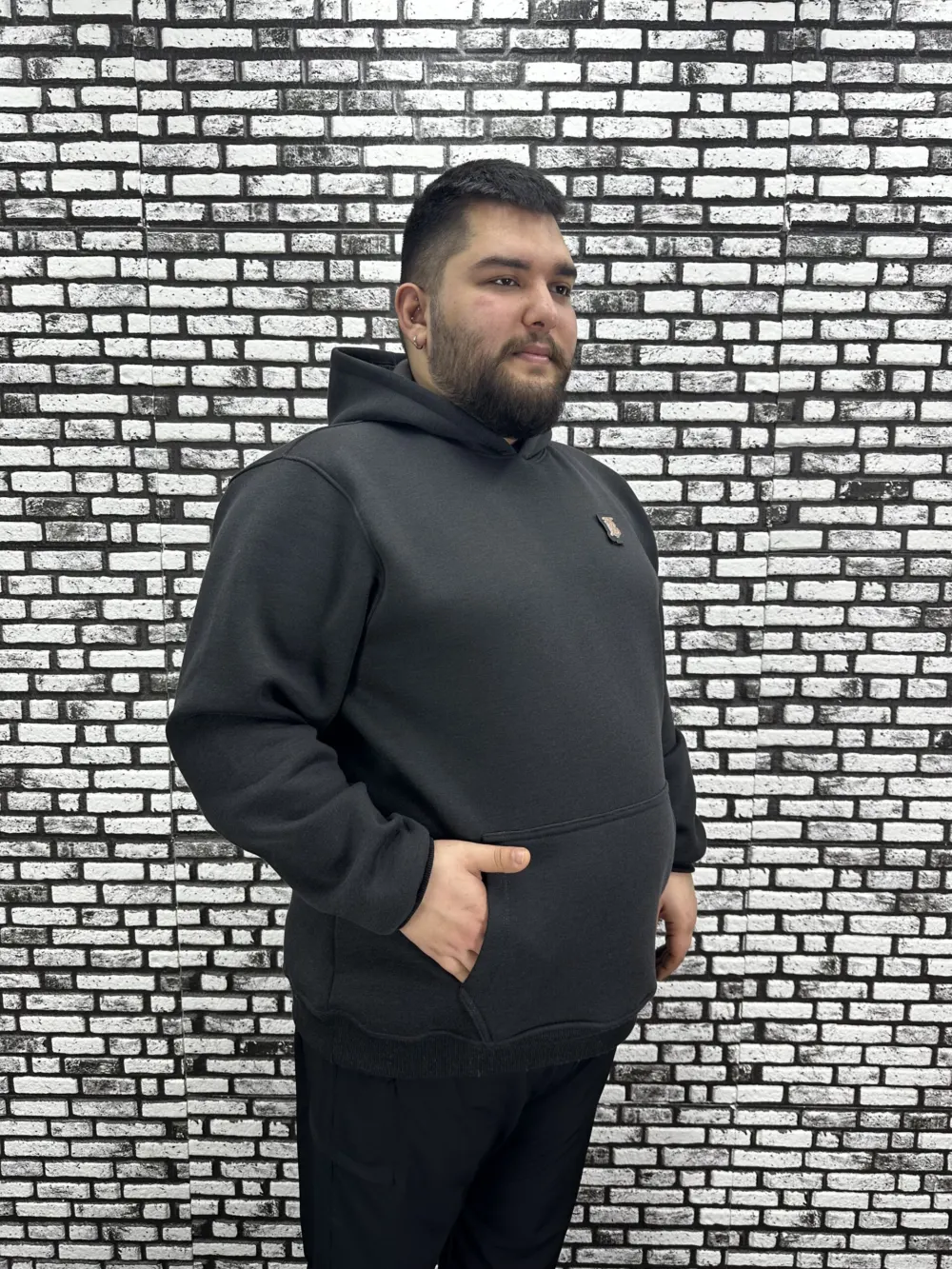 Büyük Beden Erkek 3 İplik Şardonlu Kapüşonlu Kanguru Cepli Dikiş Amblem Sweat 5 Renk