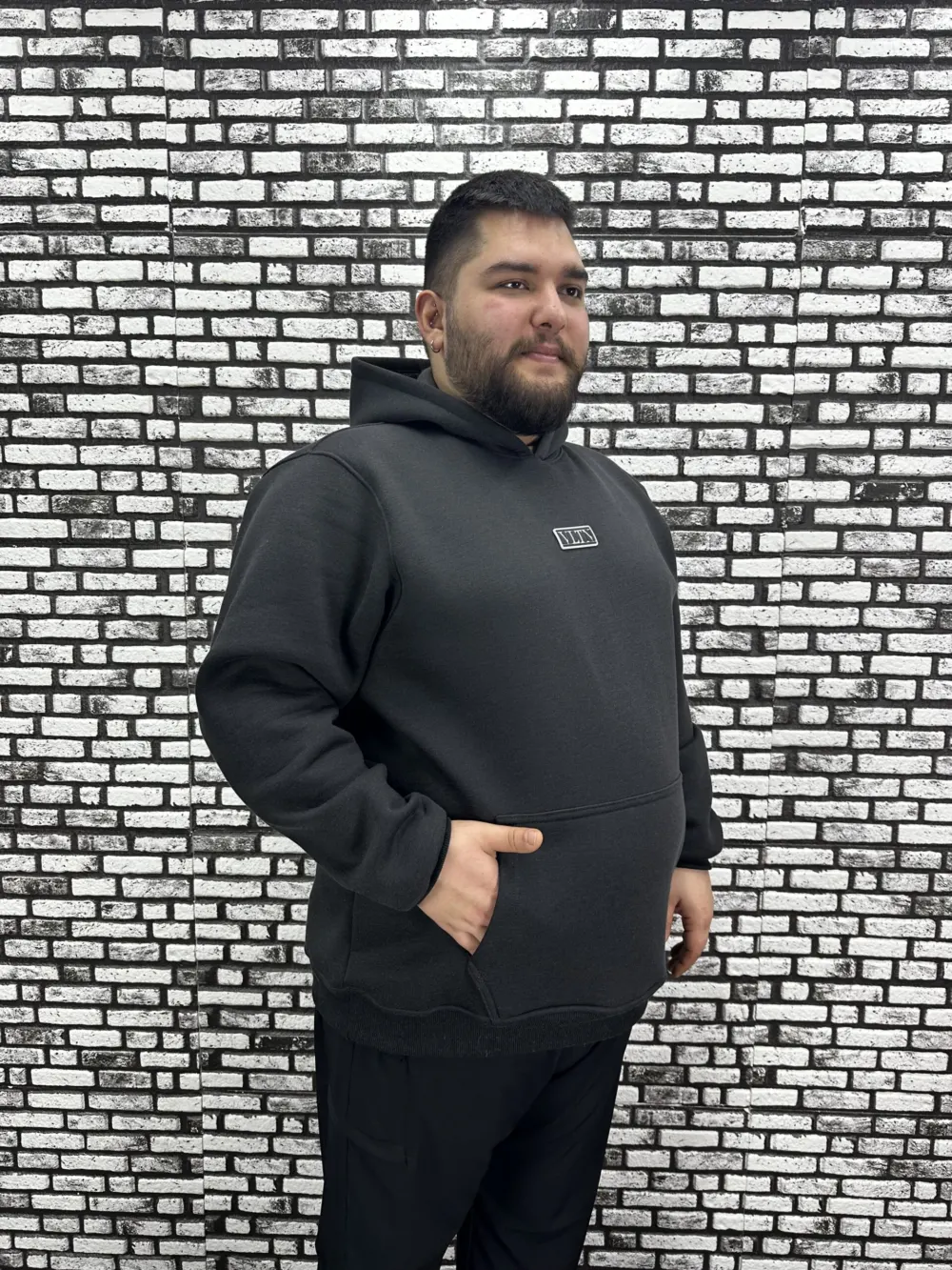 Büyük Beden Erkek 3 İplik Şardonlu Kapüşonlu Kanguru Cepli Dikiş Amblem Sweat 5 Renk