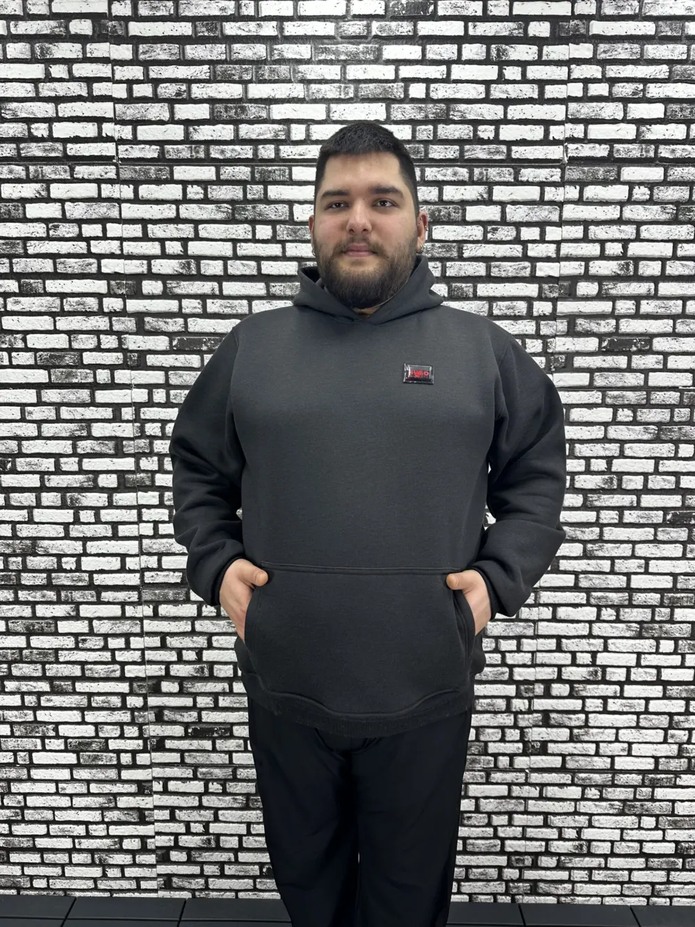 Büyük Beden Erkek 3 İplik Şardonlu Kapüşonlu Kanguru Cepli Dikiş Amblem Sweat 5 Renk