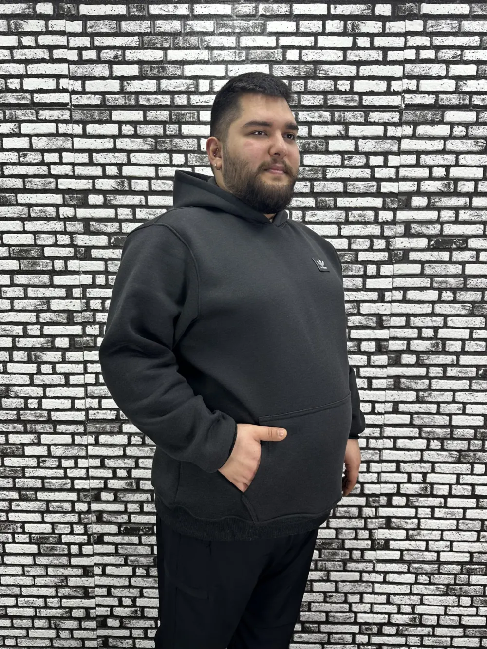 Büyük Beden Erkek 3 İplik Şardonlu Kapüşonlu Kanguru Cepli Dikiş Amblem Sweat 5 Renk
