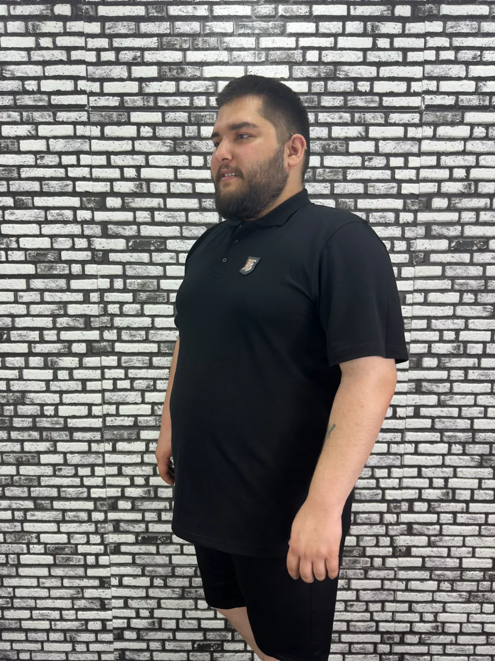 Büyük Beden Erkek Yeni Sezon Yeni Model Yakalı Tişört Siyah Beyaz Renk Kauçuk Dikiş