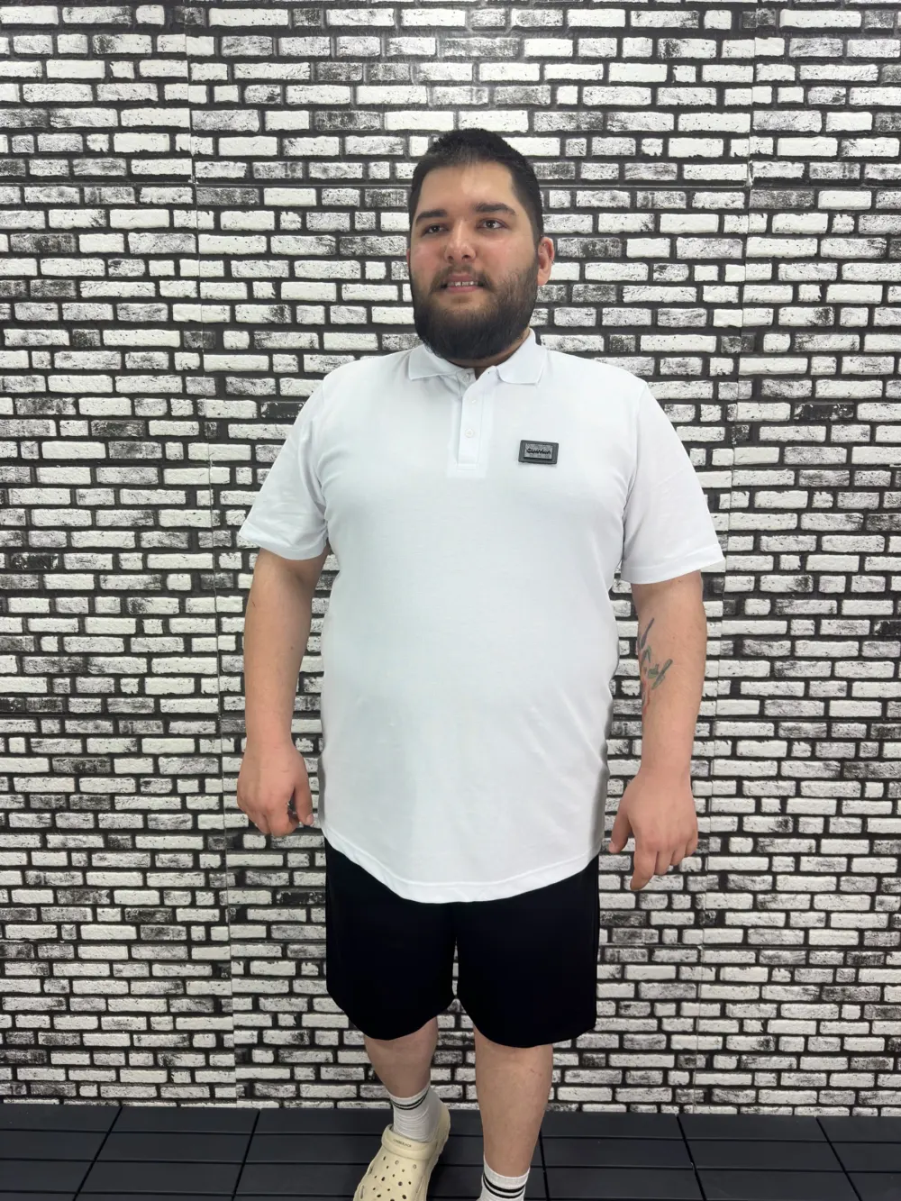 Büyük Beden Erkek Yeni Sezon Yeni Model Yakalı Tişört Siyah Beyaz Renk Kauçuk Dikiş