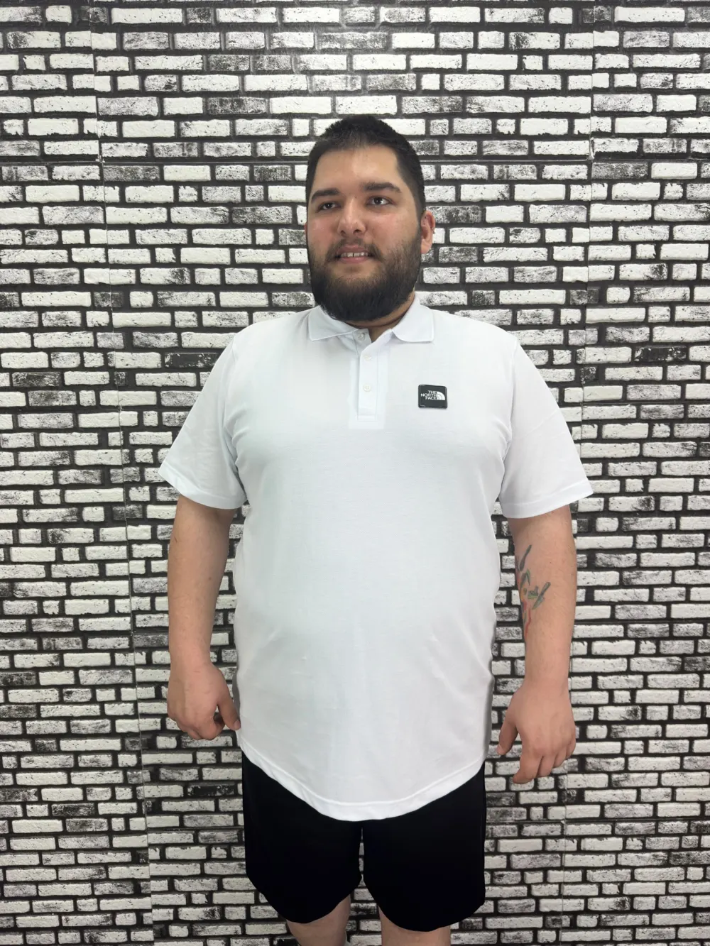Büyük Beden Erkek Yeni Sezon Yeni Model Yakalı Tişört Siyah Beyaz Renk Kauçuk Dikiş