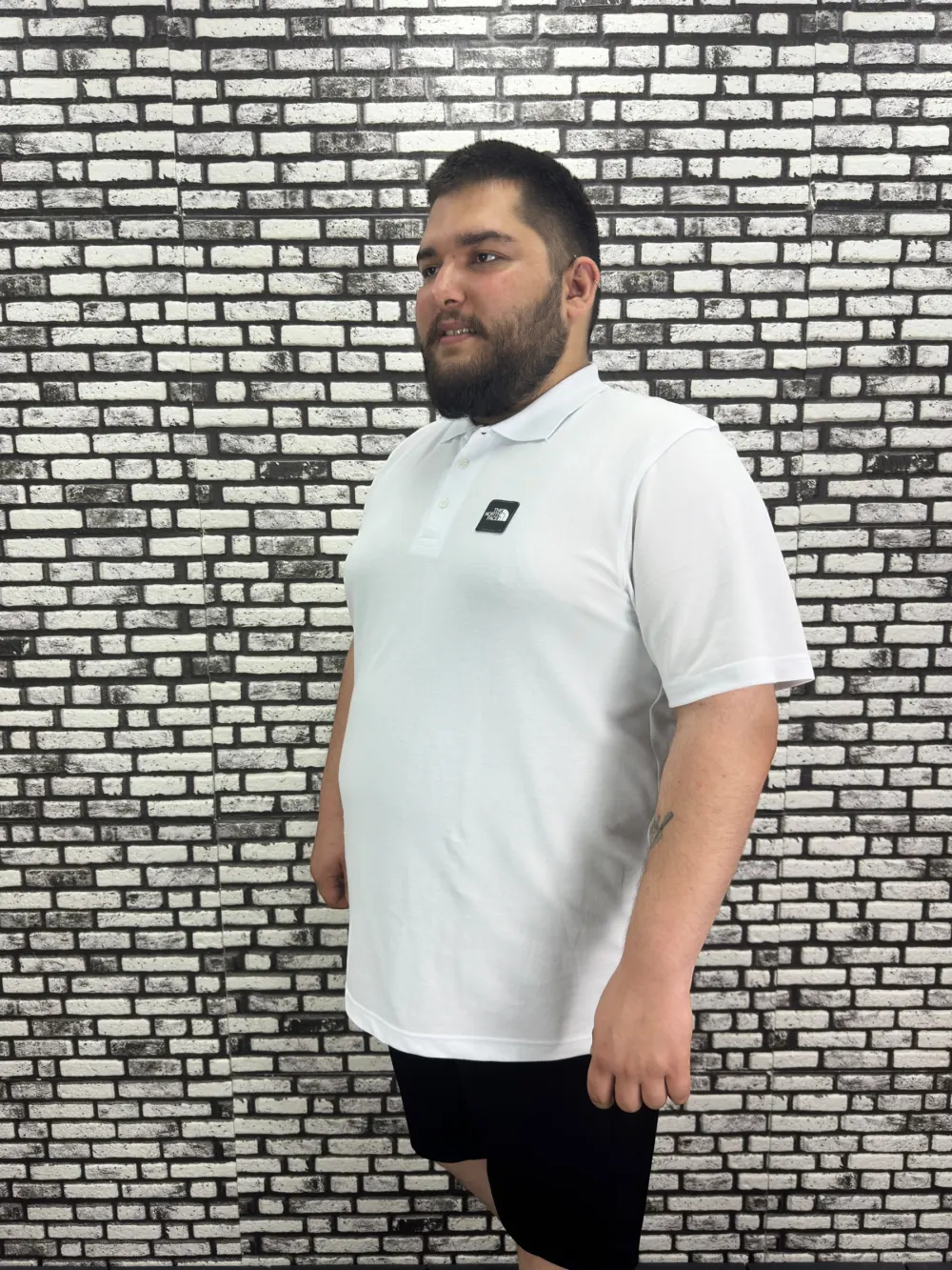 Büyük Beden Erkek Yeni Sezon Yeni Model Yakalı Tişört Siyah Beyaz Renk Kauçuk Dikiş