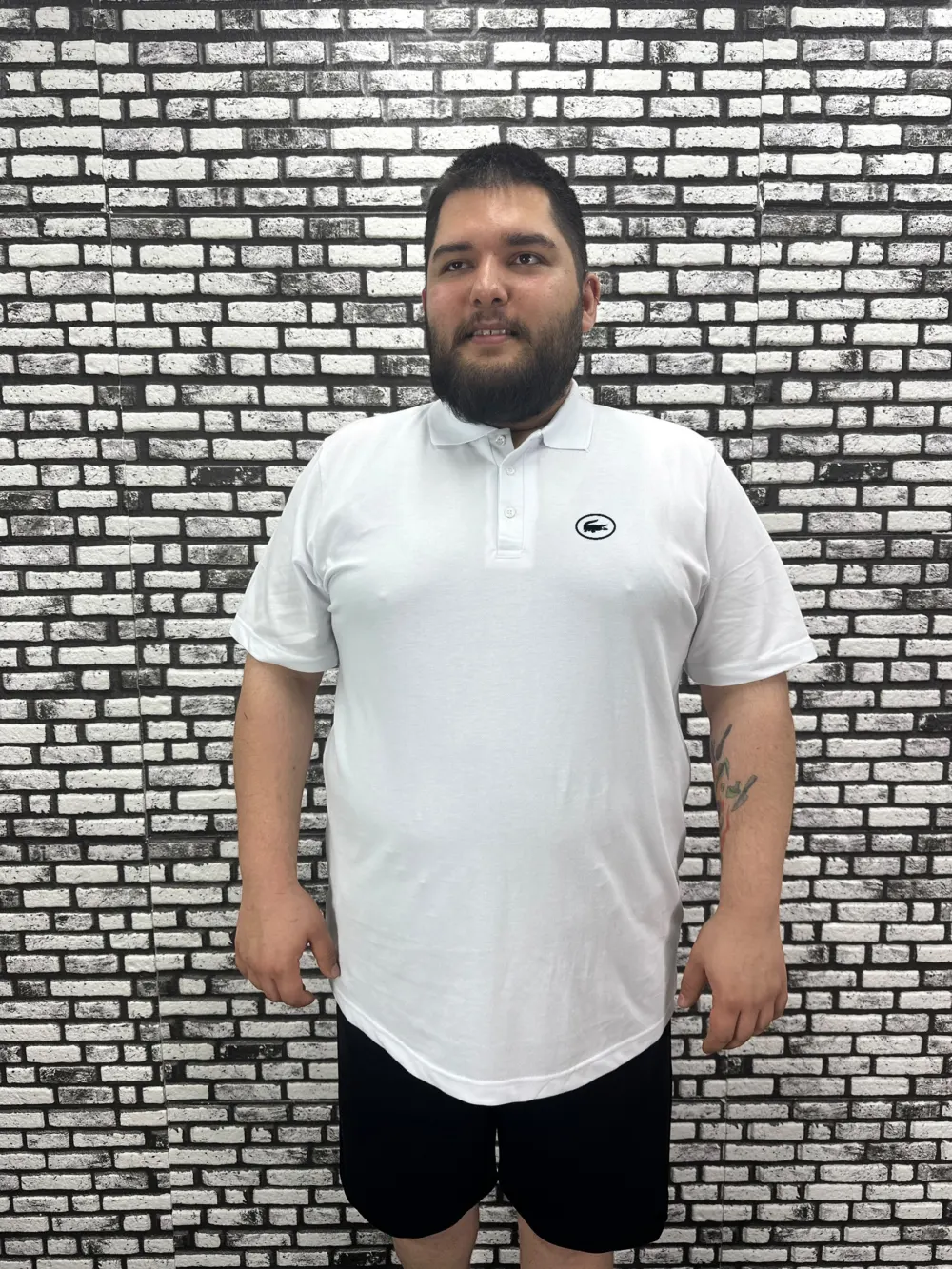 Büyük Beden Erkek Yeni Sezon Yeni Model Yakalı Tişört Siyah Beyaz Renk Kabartma Baskı