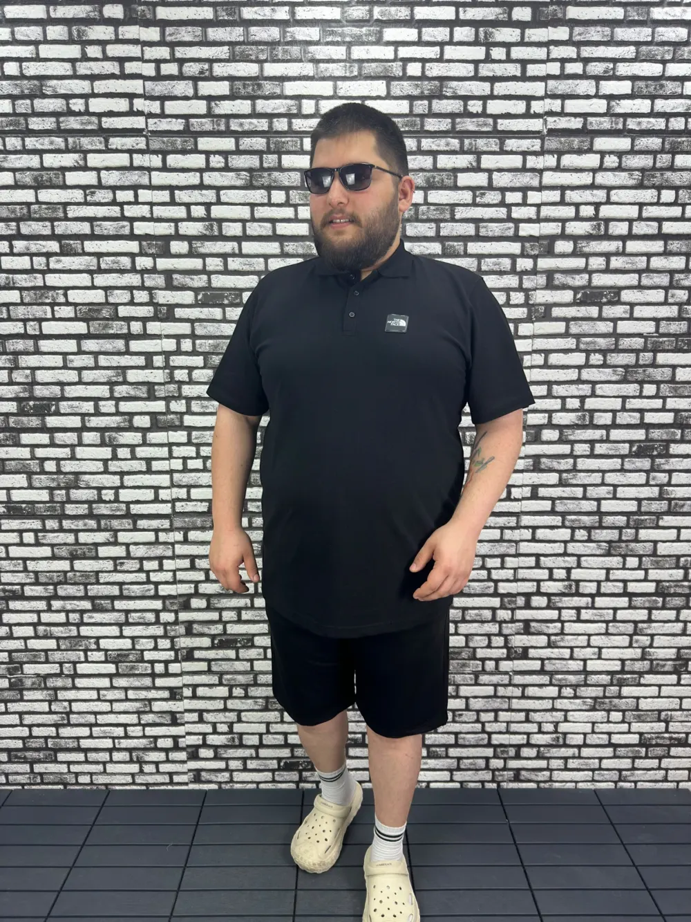 Büyük Beden Erkek Yeni Sezon Yeni Model Yakalı Tişört Siyah Beyaz Renk Kauçuk Dikiş