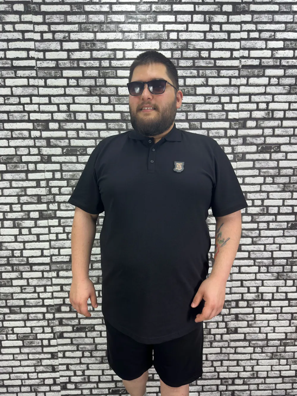 Büyük Beden Erkek Yeni Sezon Yeni Model Yakalı Tişört Siyah Beyaz Renk Kauçuk Dikiş