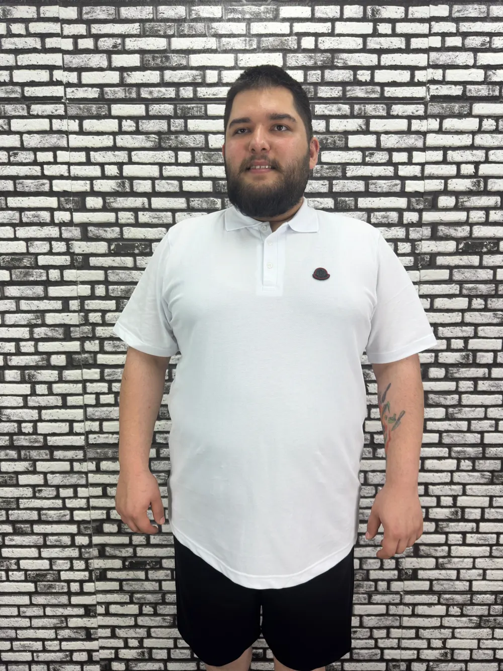 Büyük Beden Erkek Yeni Sezon Yeni Model Yakalı Tişört Siyah Beyaz Renk Kauçuk Dikiş
